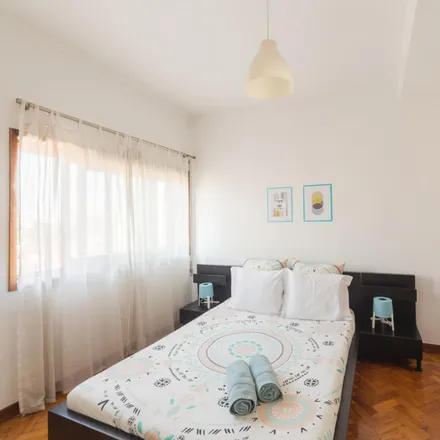 Rent this 3 bed apartment on Monte Tadeu in Rua de Santos Pousada, 4000-077 Porto