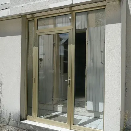 Image 4 - 12 bis Rue Anatole France, 16340 L'Isle-d'Espagnac, France - Apartment for rent