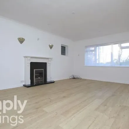 Image 2 - Shirley Drive, Hove, BN3 6UE, United Kingdom - Apartment for rent