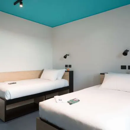 Rent this 1 bed apartment on Istituto di Istruzione Superiore Paolo Frisi - Polo per l'Istruzione degli Adulti in Via Carlo Amoretti 61, 20157 Milan MI