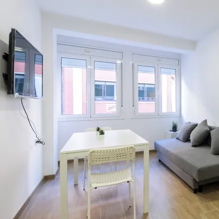 Rent this 1 bed apartment on Carrer de Portugalete in 9, 08001 Barcelona