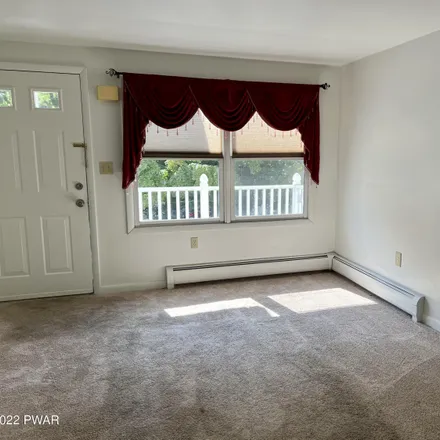 Image 3 - Richard Pedranti, 129 Sawkill Avenue, Milford, Pike County, PA 18337, USA - Townhouse for rent