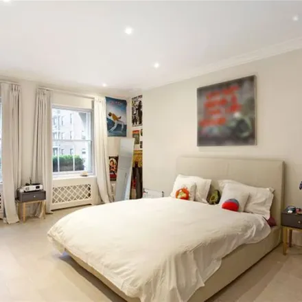 Image 2 - 16 Thurloe Street, London, SW7 2SX, United Kingdom - Townhouse for rent