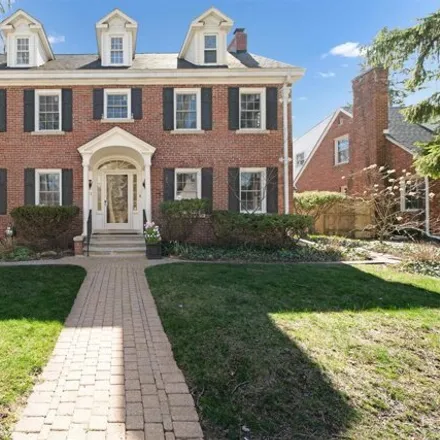 Buy this 6 bed house on 67 Moross Road in Grosse Pointe Farms, Wayne County