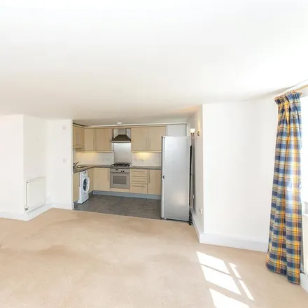 Image 4 - 107 Judge Street, North Watford, WD24 5AW, United Kingdom - Apartment for rent