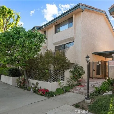 Image 4 - Alley ‎80987, Los Angeles, CA 91303, USA - House for sale