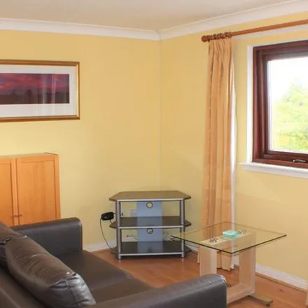 Rent this 2 bed apartment on North Werber Place in City of Edinburgh, EH4 1TF