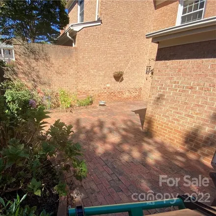 Image 7 - 6828 Dumbarton Drive, Olde Georgetowne, Charlotte, NC 28210, USA - Townhouse for sale