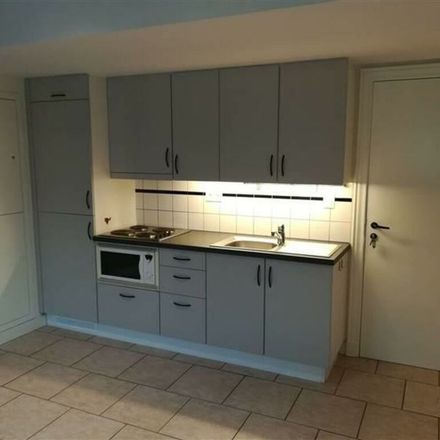 Rent this 1 bed apartment on Hôtel de Ville de Namur in Rue de Fer 52, 5000 Namur