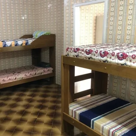 Rent this 2 bed house on Penha in Rio de Janeiro, Região Metropolitana do Rio de Janeiro
