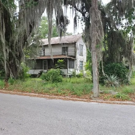 Buy this 3 bed house on 515 Florida Avenue in Crescent City, Putnam County