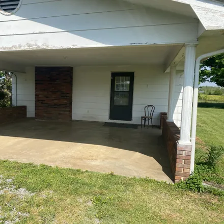 Image 2 - 270 Povo Road, Madisonville, Monroe County, TN 37354, USA - House for sale
