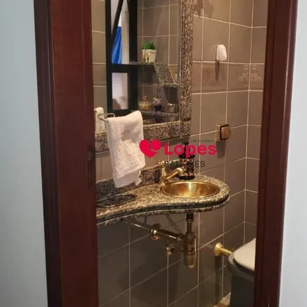 Buy this 3 bed apartment on Kafofo Bar in Rua Suíça, Parque das Nações