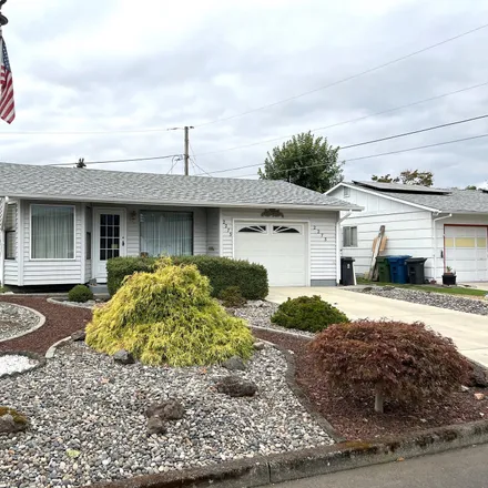 Buy this 2 bed house on 2273 Umpqua Road in Woodburn, OR 97071