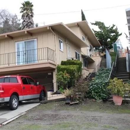 Rent this 1 bed apartment on 584 Barnes Way in Rodeo, Contra Costa County