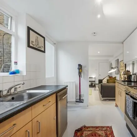 Image 7 - Nevill Road, London, N16 0SX, United Kingdom - Apartment for sale