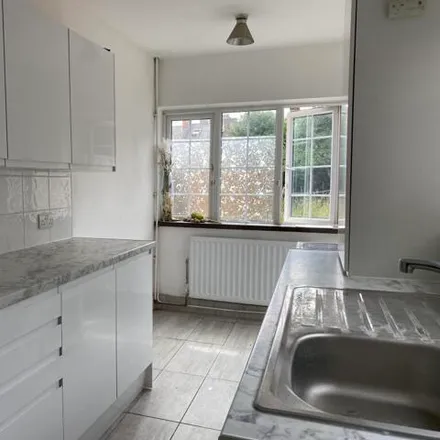 Image 2 - 23 Bishop Road, Chelmsford, CM1 1PT, United Kingdom - House for rent