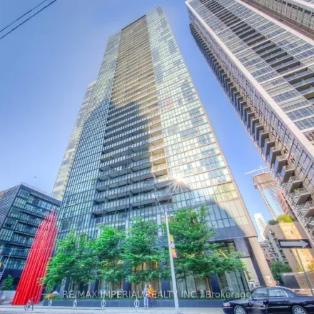 Image 2 - X Condominium, 110 Charles Street East, Old Toronto, ON M4Y 1T2, Canada - Apartment for rent