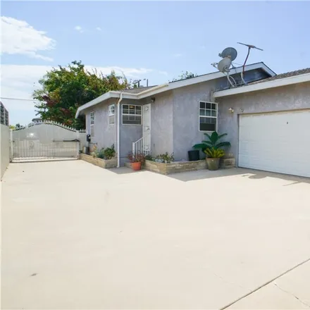 Rent this 3 bed house on 1317 West 219th Street in Los Angeles, CA 90501