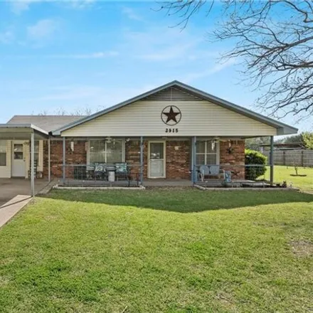 Buy this 3 bed house on 2871 Old Marlin Road in East Waco, Waco