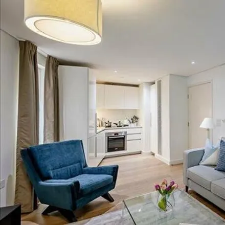 Rent this 1 bed apartment on 4 Merchant Square in London, W2 1AS