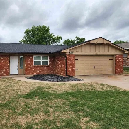 Buy this 3 bed house on 886 Northwest 48th Street in Lawton, OK 73505