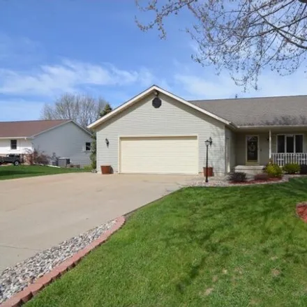 Buy this 3 bed house on 196 Sunset Circle in Columbus, WI 53925