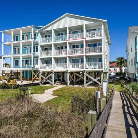 Buy this 1 bed condo on 917 South Ocean Boulevard in Crescent Beach, North Myrtle Beach
