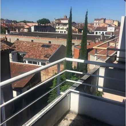 Rent this 1 bed apartment on 36 Rue de l'Étoile in 31000 Toulouse, France
