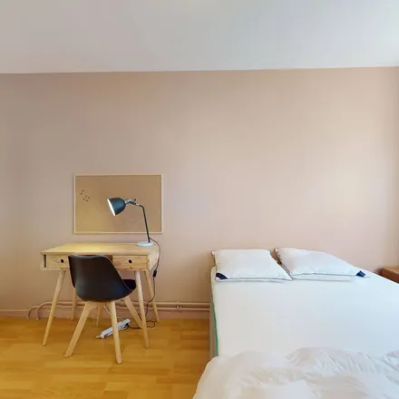 Rent this 1 bed apartment on 27 Rue de l'Alcazar in 59000 Lille, France