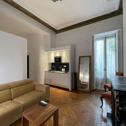 Image 4 - Calle de las Huertas, 17, 28012 Madrid, Spain - Apartment for rent