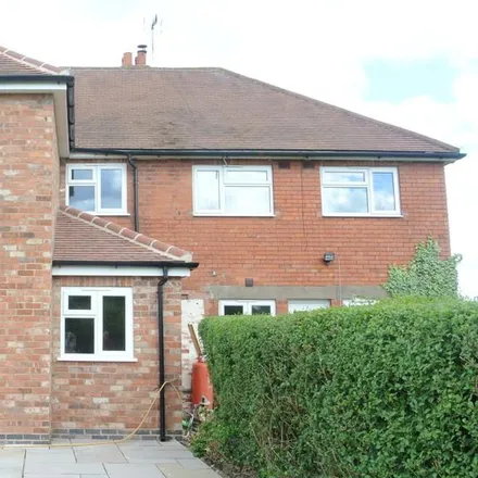 Rent this 4 bed townhouse on Dunstall Cross in East Staffordshire, DE13 8BJ