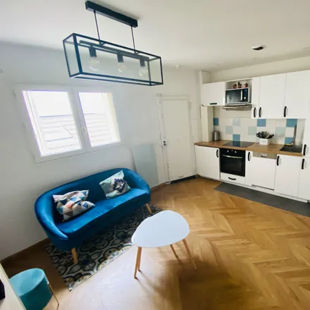Image 2 - 17 Rue Bouret, 75019 Paris, France - Apartment for rent