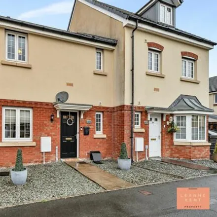 Buy this 3 bed townhouse on Mill View in Caerphilly, CF83 3SJ