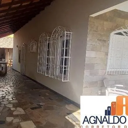 Buy this 4 bed house on Rua Honolulu in Praia do Morro, Guarapari - ES