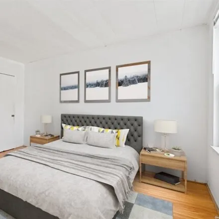 Image 5 - 152 Conselyea Street, New York, NY 11211, USA - Townhouse for sale