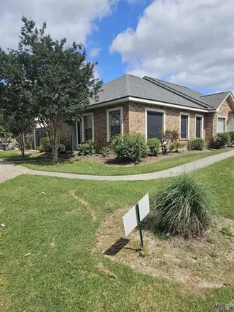 Image 2 - Fairwood Court, Wickland Terrace, Baton Rouge, LA 70816, USA - Condo for sale