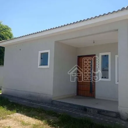 Buy this 3 bed house on Avenida Carlos Marighella in Barroco, Região Geográfica Intermediária do Rio de Janeiro - RJ