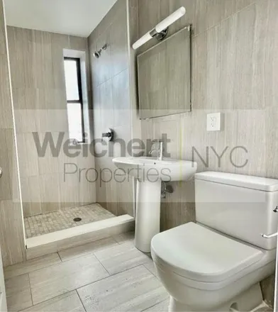 Image 4 - 9 Central Park North, New York, NY 10026, USA - House for rent