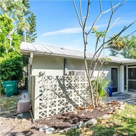 Image 6 - 15497 Copra Ln, Fort Myers, Florida, 33908 - House for sale