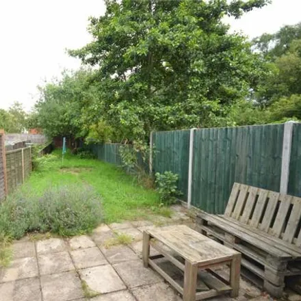 Image 4 - unnamed road, Aylesbury, HP20 1DX, United Kingdom - Townhouse for sale