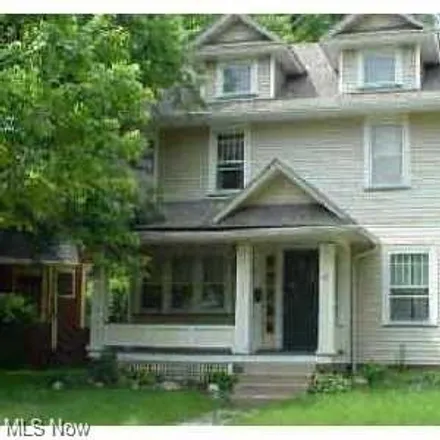 Buy this 4 bed house on 885 Bloomfield Avenue in Akron, OH 44302