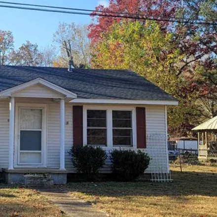 Buy this 2 bed house on 81 Northcutt Street in Belle Meade, Savannah