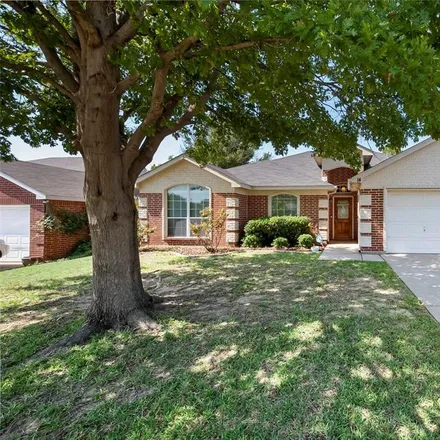 Buy this 3 bed house on 14 Fern Oak Court in Mansfield, TX 76063