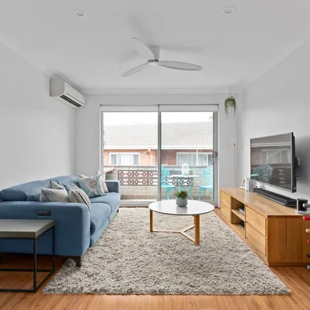 Image 4 - 2 McMillan Road, Artarmon NSW 2064, Australia - Apartment for rent