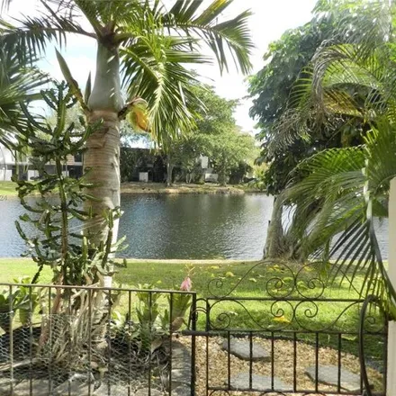 Image 8 - 1576-1596 Northwest 90th Way, Pembroke Pines, FL 33024, USA - House for sale