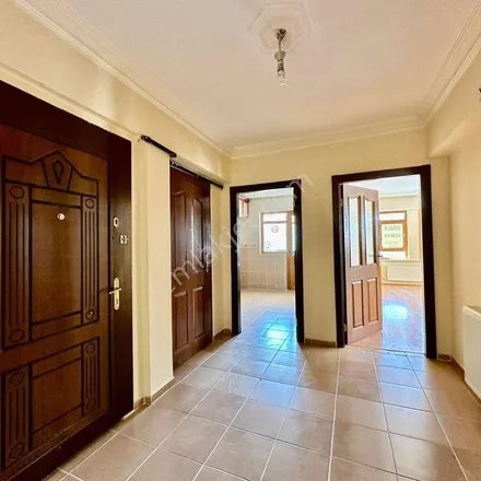 Rent this 3 bed apartment on Pursaklar Fatih Eczanesi in Fatih Caddesi, 06145 Pursaklar