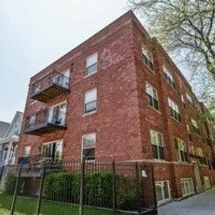 Rent this 2 bed condo on 3435-3445 West Berteau Avenue in Chicago, IL 60641