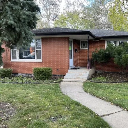 Buy this 2 bed house on 17001 Henry Street in Lansing, IL 60438
