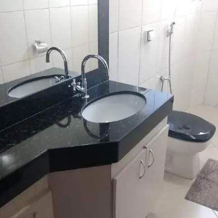 Buy this 3 bed apartment on Rua Pará in Centro, Divinópolis - MG